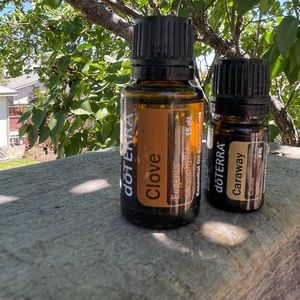 2 DōTERRA Oils - Clove & Caraway